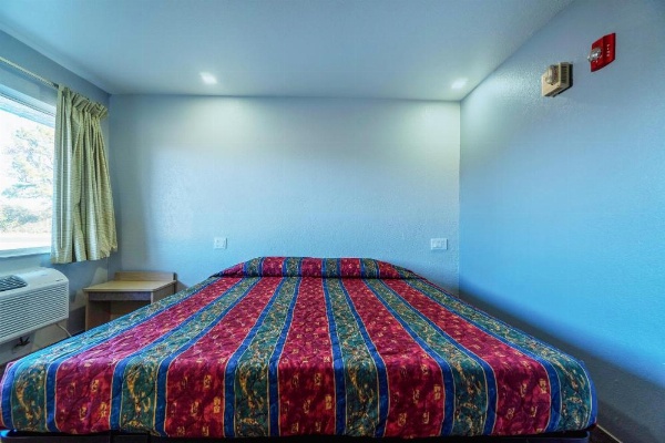 Xpress Inn & Extended Stays image 30