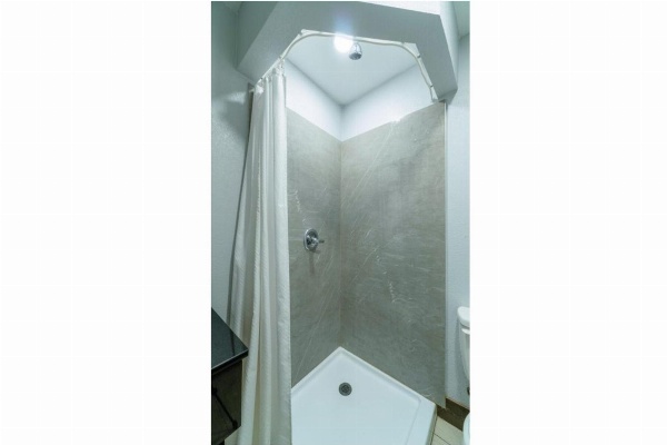 Xpress Inn & Extended Stays image 5